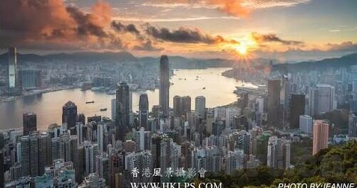 极品人妻互换-极品人妻的灵魂互换，一场关于爱与理解的奇妙旅程